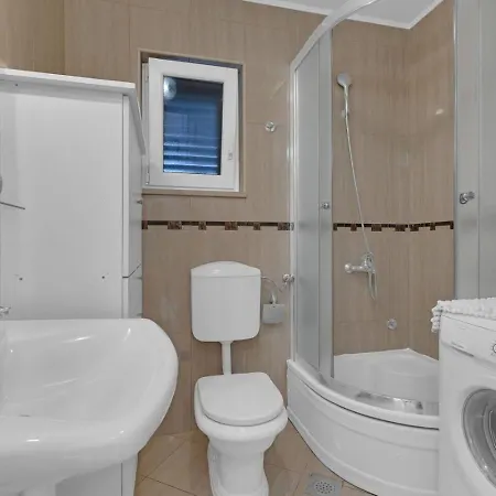 R&m By Exklusiv Makarska